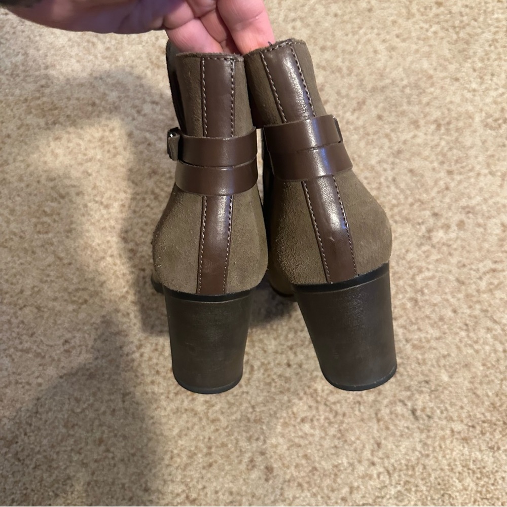 Clark’s Bootie - Picture 4 of 7
